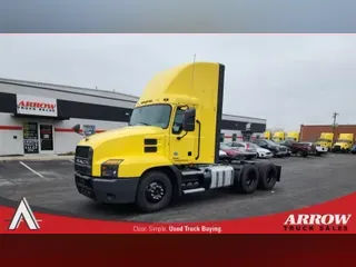 2022 MACK AN64T
