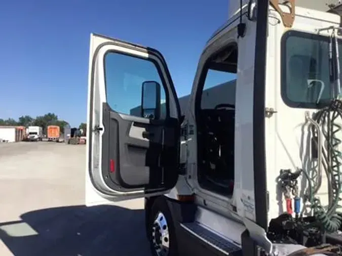 2019 Freightliner Cascadia