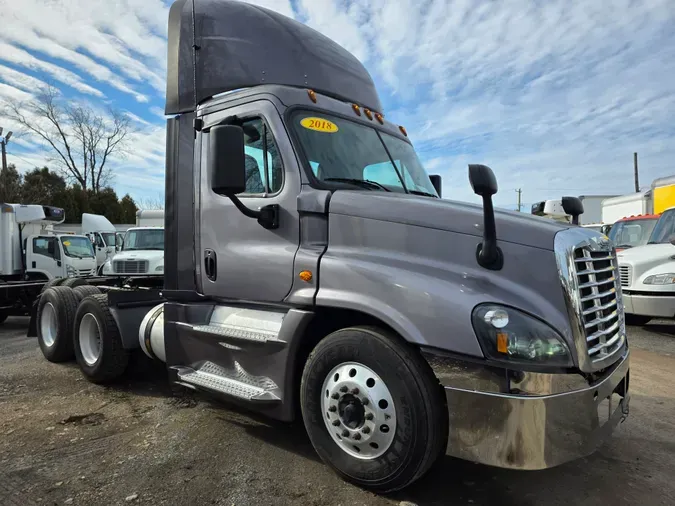 2018 FREIGHTLINER/MERCEDES CASCADIA 125