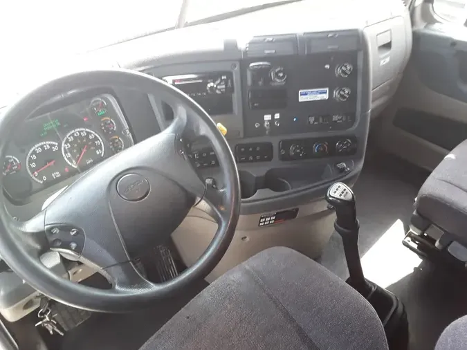 2018 FREIGHTLINER/MERCEDES CASCADIA 125