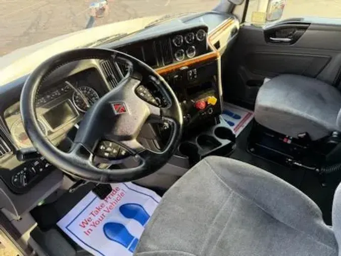 2022 International LT625