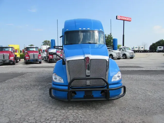 2022 Kenworth T680