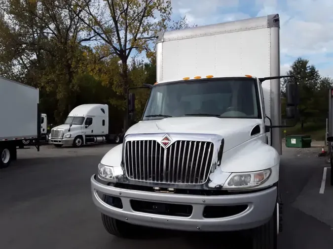 2019 NAVISTAR INTERNATIONAL 4300