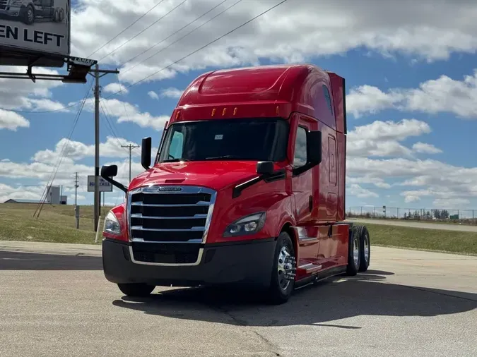 2023 FREIGHTLINER Cascadia 1265018be495038fcc3799fca34dd924476