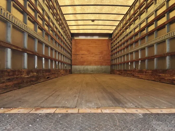 2014 FREIGHTLINER M2 106