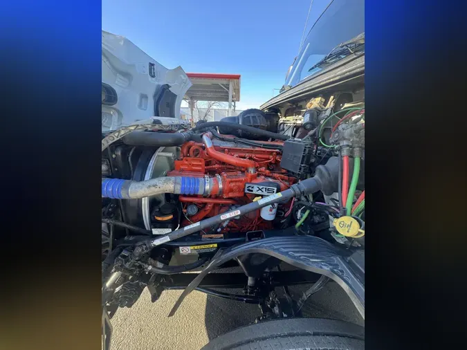 2019 VOLVO VNL64T-300501c3c60156eae3f91708bfda76259da