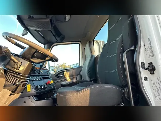 2020 INTERNATIONAL RH613