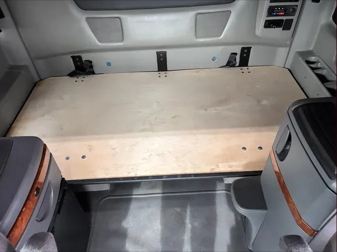 2022 International LT625