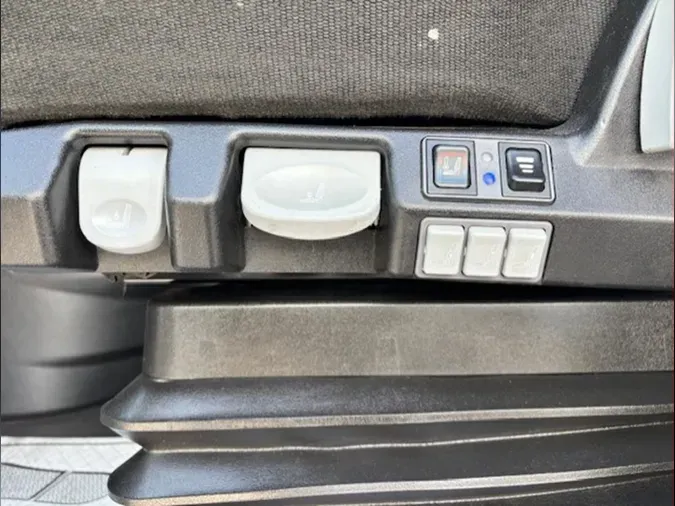 2020 Freightliner PT126SLP