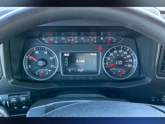 2023 INT LT625 6X4