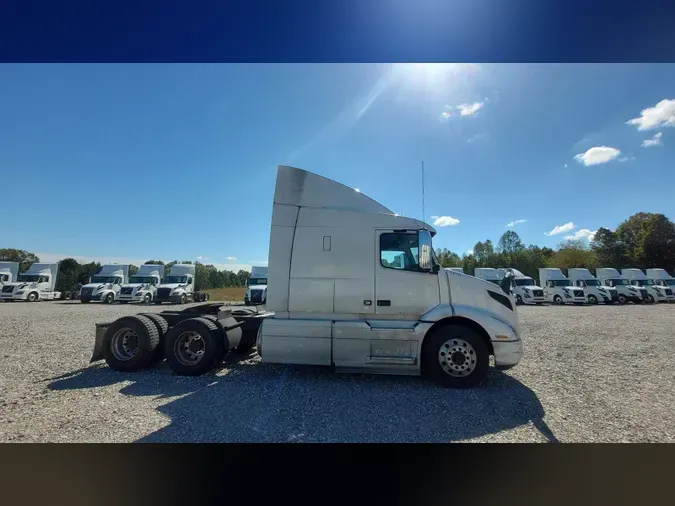 2019 Volvo VNL 740