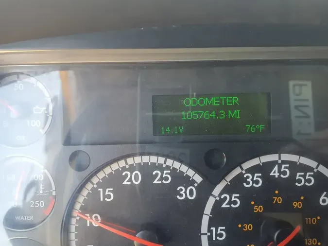 2021 FREIGHTLINER/MERCEDES M2 106