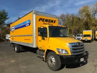 2017 HINO TRUCK 268