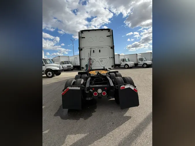 2022 FREIGHTLINER/MERCEDES NEW CASCADIA PX12664