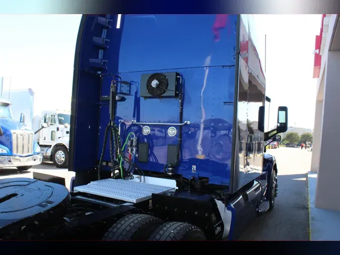 2022 Peterbilt 579