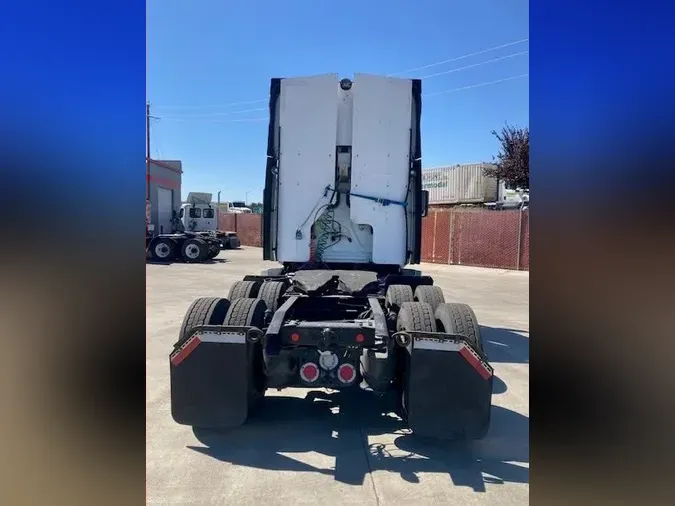 2019 FREIGHTLINER/MERCEDES CASCADIA 125