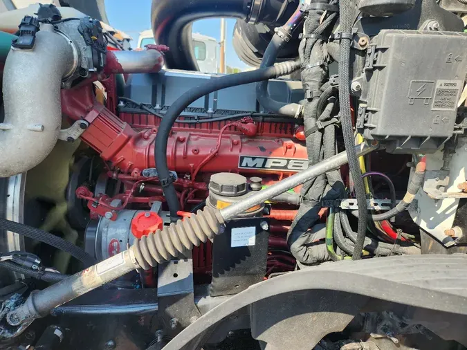 2021 MACK Anthem AN64T