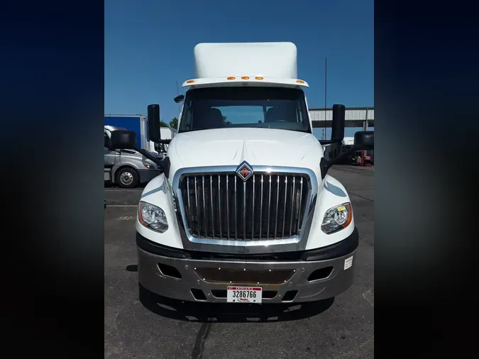 2019 NAVISTAR INTERNATIONAL LT625 DAYCAB T/A