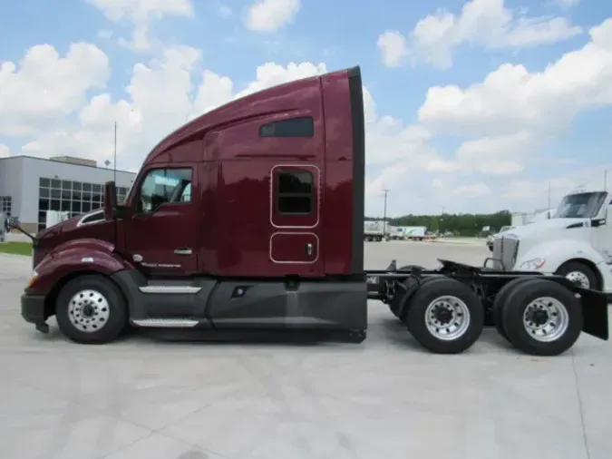 2021 Kenworth T680