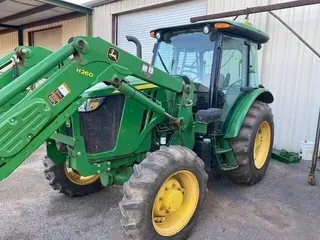 2014 John Deere 5085E