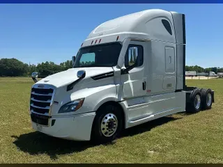 2020 FREIGHTLINER CA126