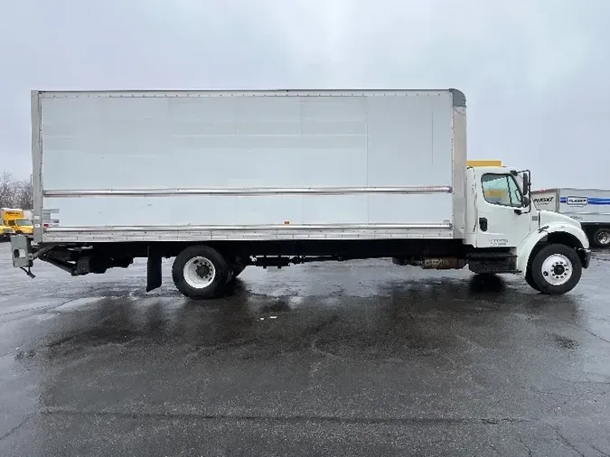 2018 Freightliner M2