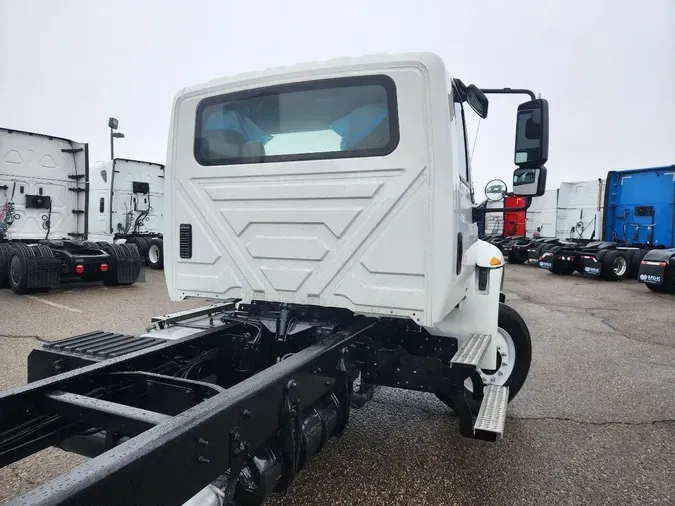 2018 INTERNATIONAL 4400SBA