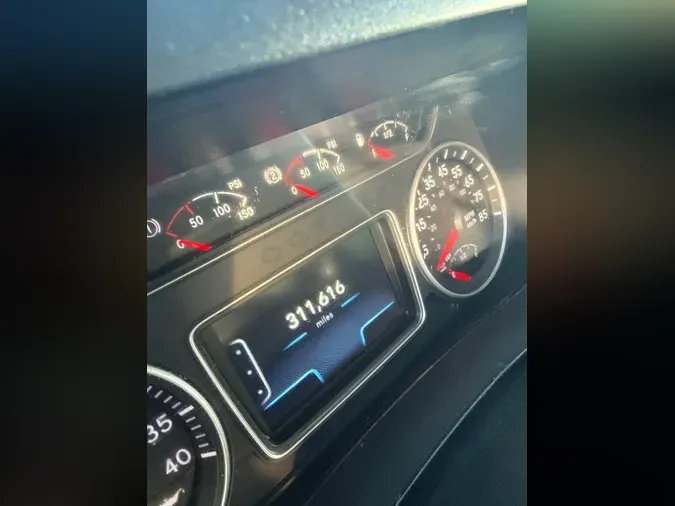 2019 NAVISTAR INTERNATIONAL MV607 (4X2)