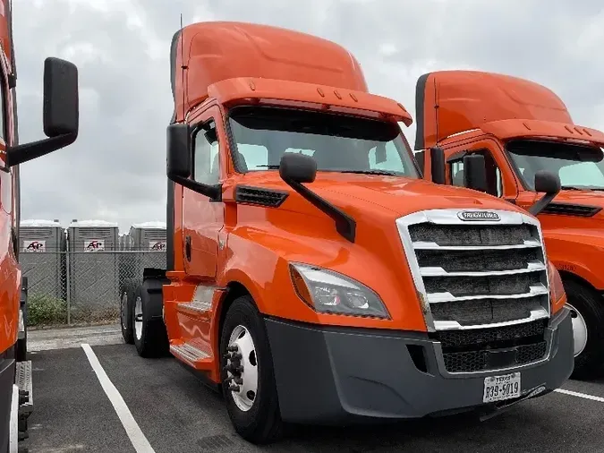 2019 Freightliner T12664ST5049bcad795a7ad852f6bed48ca634f6