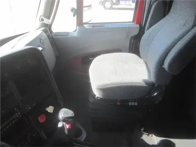 2014 INTERNATIONAL PROSTAR