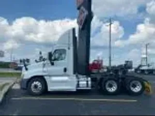 2016 Freightliner Cascadia