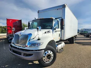 2018 INTERNATIONAL 4300