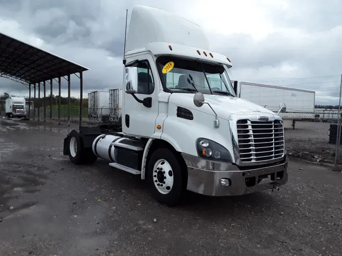 2018 FREIGHTLINER/MERCEDES CASCADIA 113