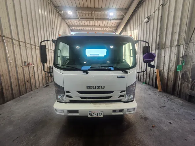 2019 ISUZU NQR