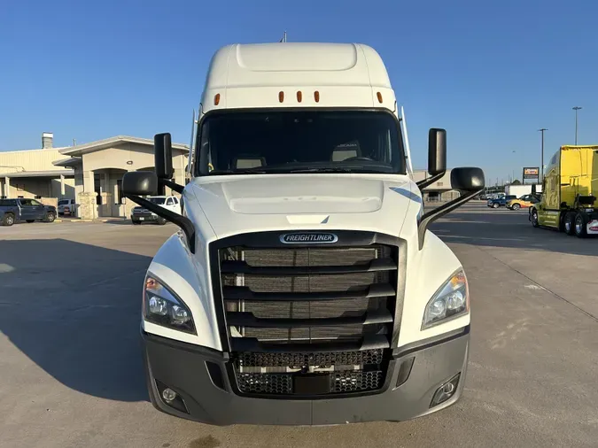 2021 Freightliner Cascadia