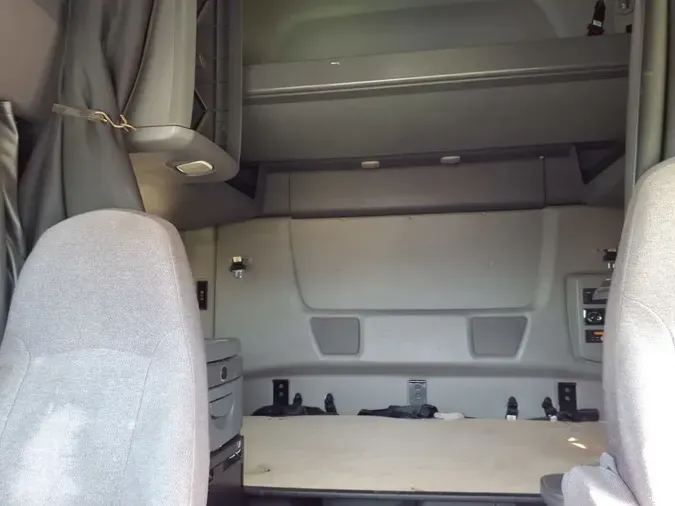 2020 NAVISTAR INTERNATIONAL LT625 SLPR CAB