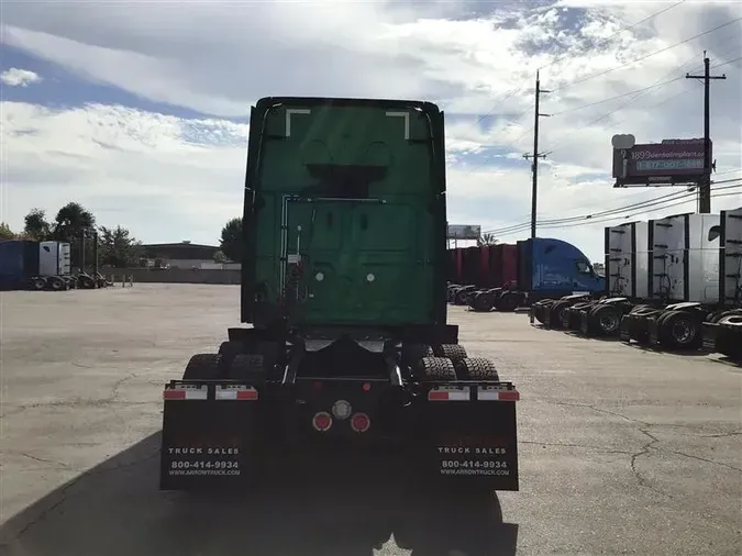 2020 FREIGHTLINER CASCADIA