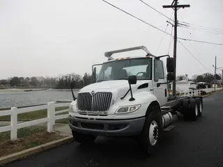 2015 INTERNATIONAL 4400 6 X 4