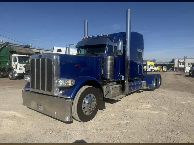 2022 Peterbilt 389