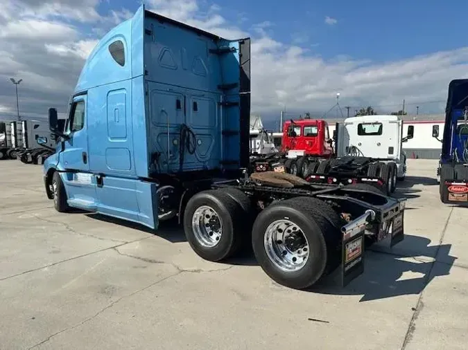 2021 Freightliner Cascadia