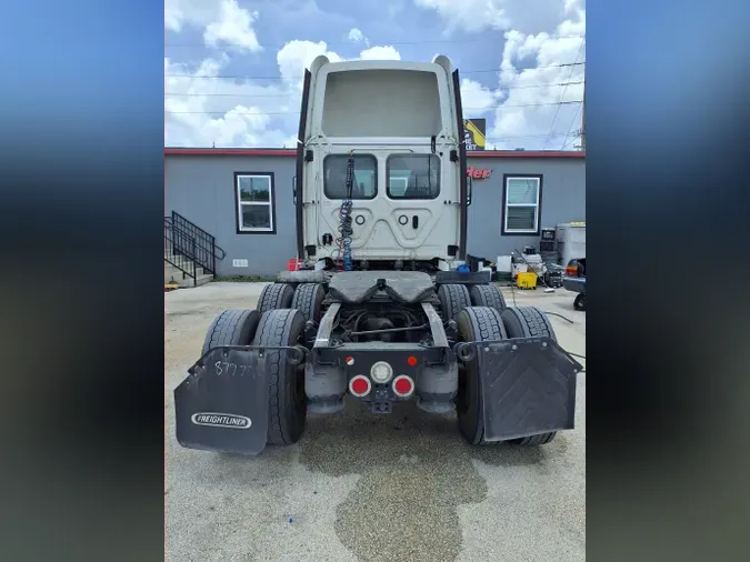 2020 FREIGHTLINER/MERCEDES NEW CASCADIA PX12664