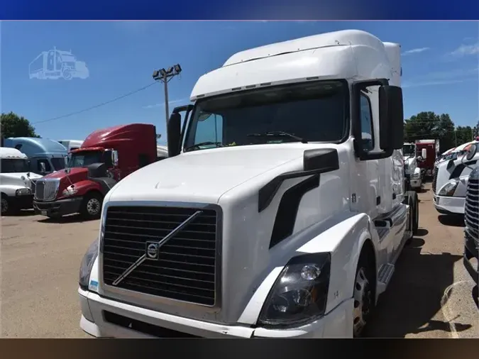 2014 VOLVO VNL64T730