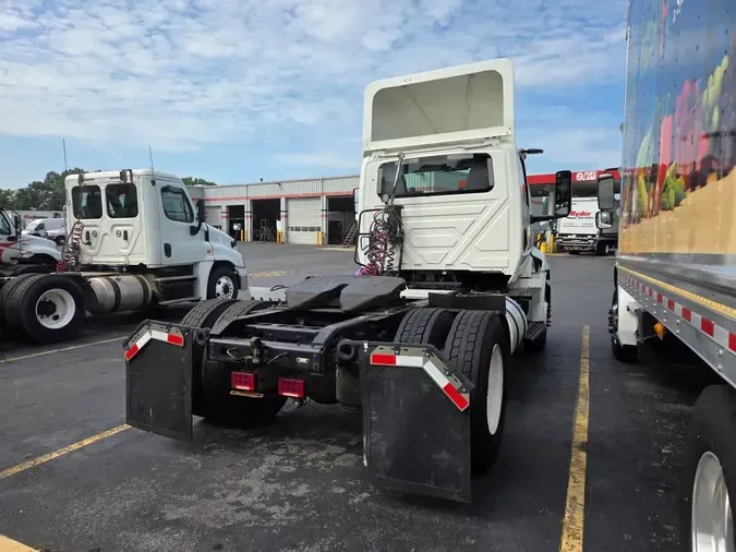 2019 NAVISTAR INTERNATIONAL RH613 DAYCAB S/A