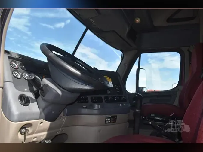 2014 FREIGHTLINER CASCADIA 125