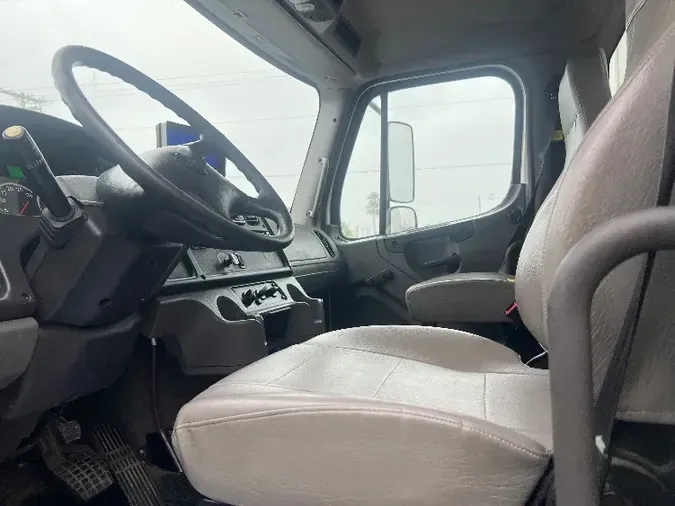 2018 Freightliner M2