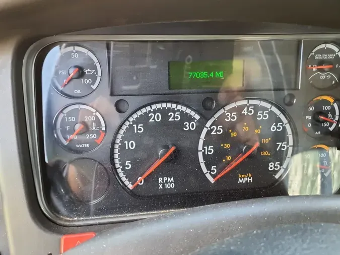 2018 FREIGHTLINER/MERCEDES M2 106506f09af974354e517bdcc2d392469f9