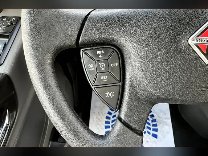 2021 INT LT625 6x4