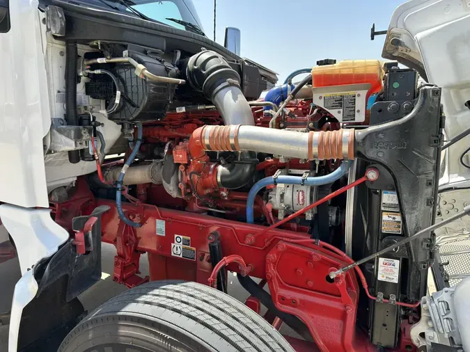 2023 Peterbilt 56750759a0224d7b475ea49279929f377fb