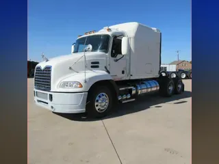 2012 Mack Pinnacle