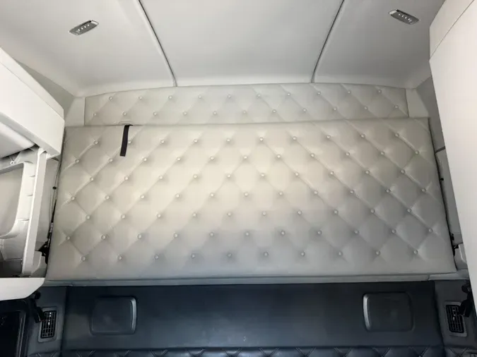 2024 Kenworth T6805079dcfbe5a930d202f56ca1625b9a67